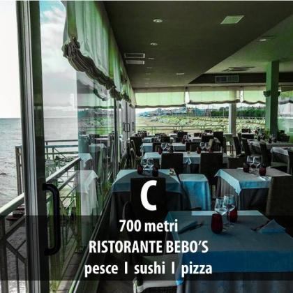 Ristorante vista mare, a 700 metri, con pesce, sushi e pizza.